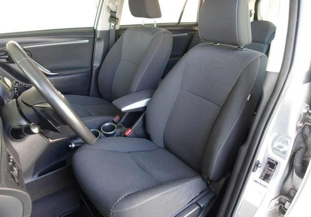 Toyota Verso - Zdjęcie 15