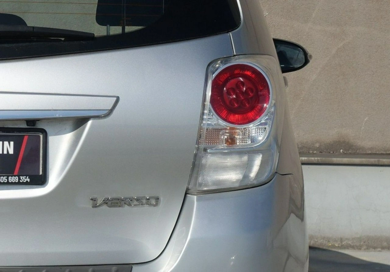 Toyota Verso - Zdjęcie 26