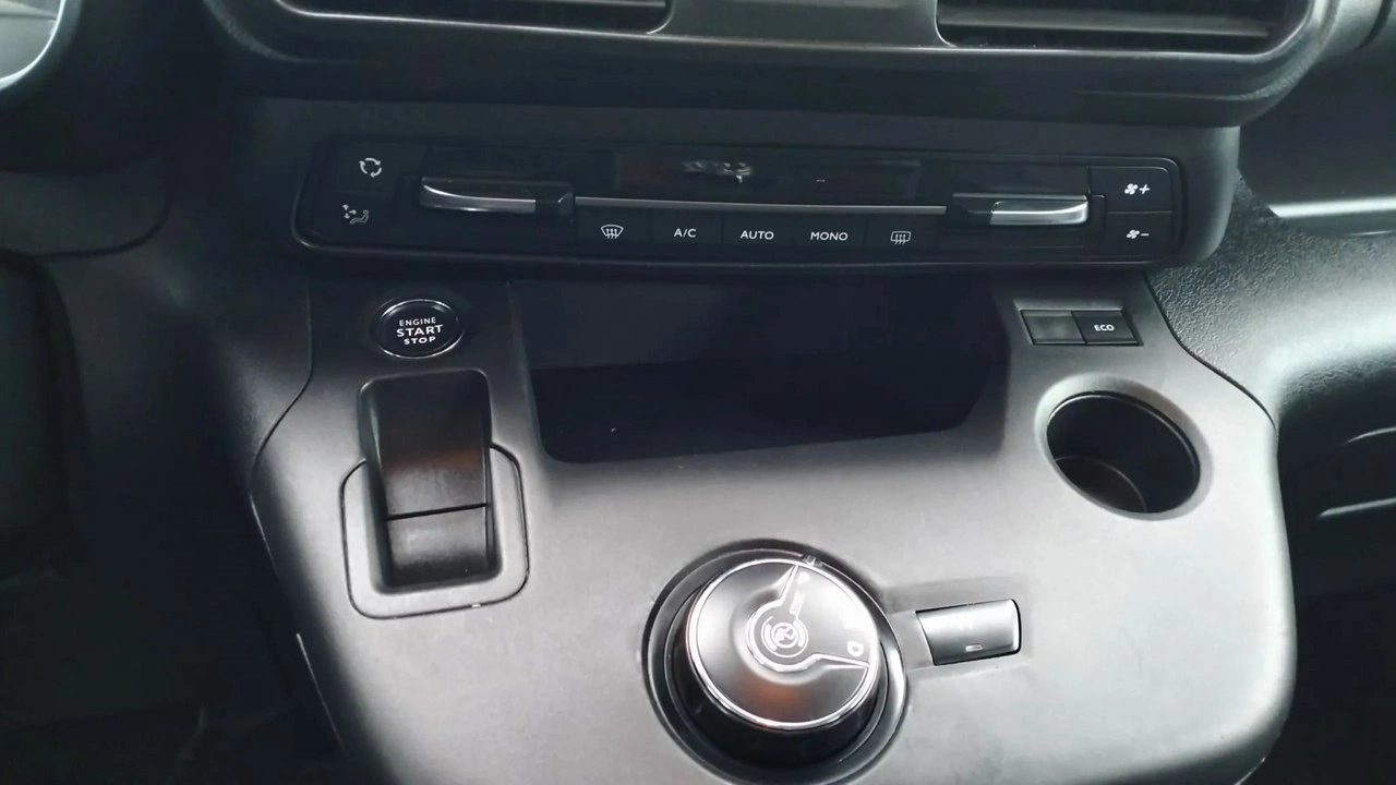 Opel Combo - Zdjęcie 12