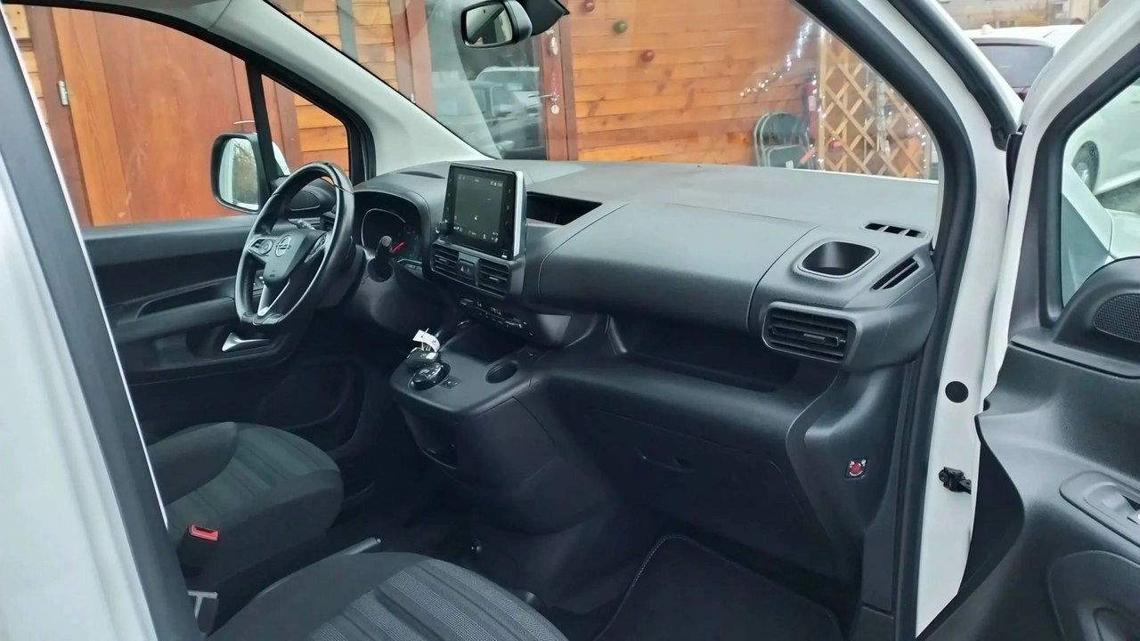 Opel Combo - Zdjęcie 16