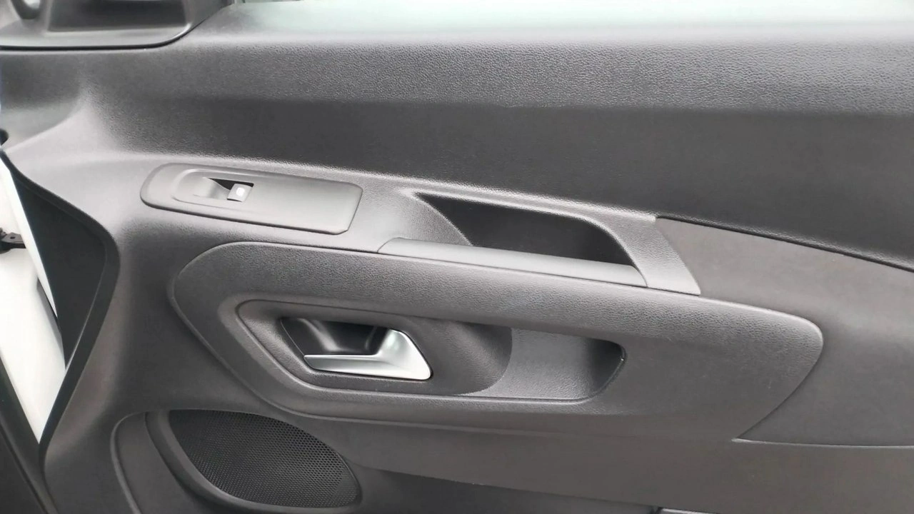 Opel Combo - Zdjęcie 18