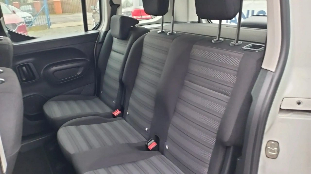 Opel Combo - Zdjęcie 21