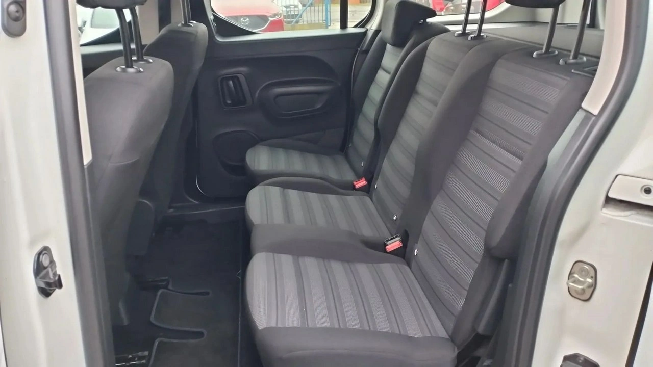 Opel Combo - Zdjęcie 22