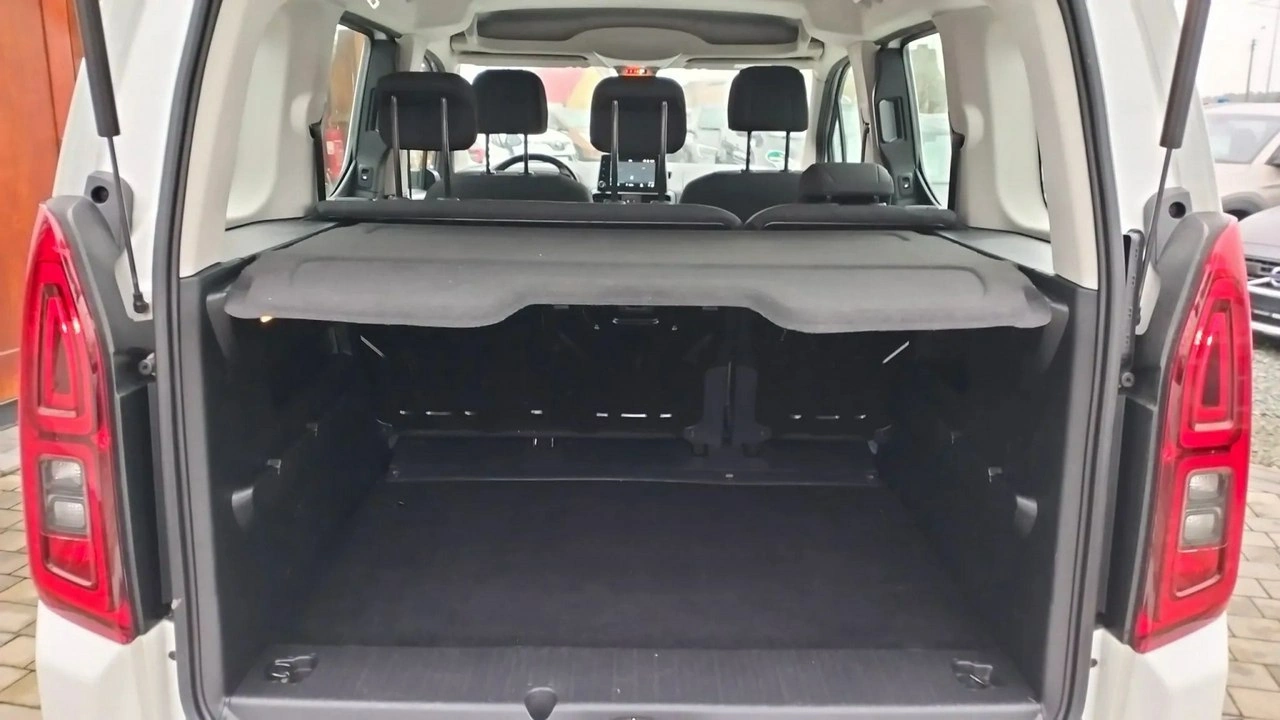 Opel Combo - Zdjęcie 23