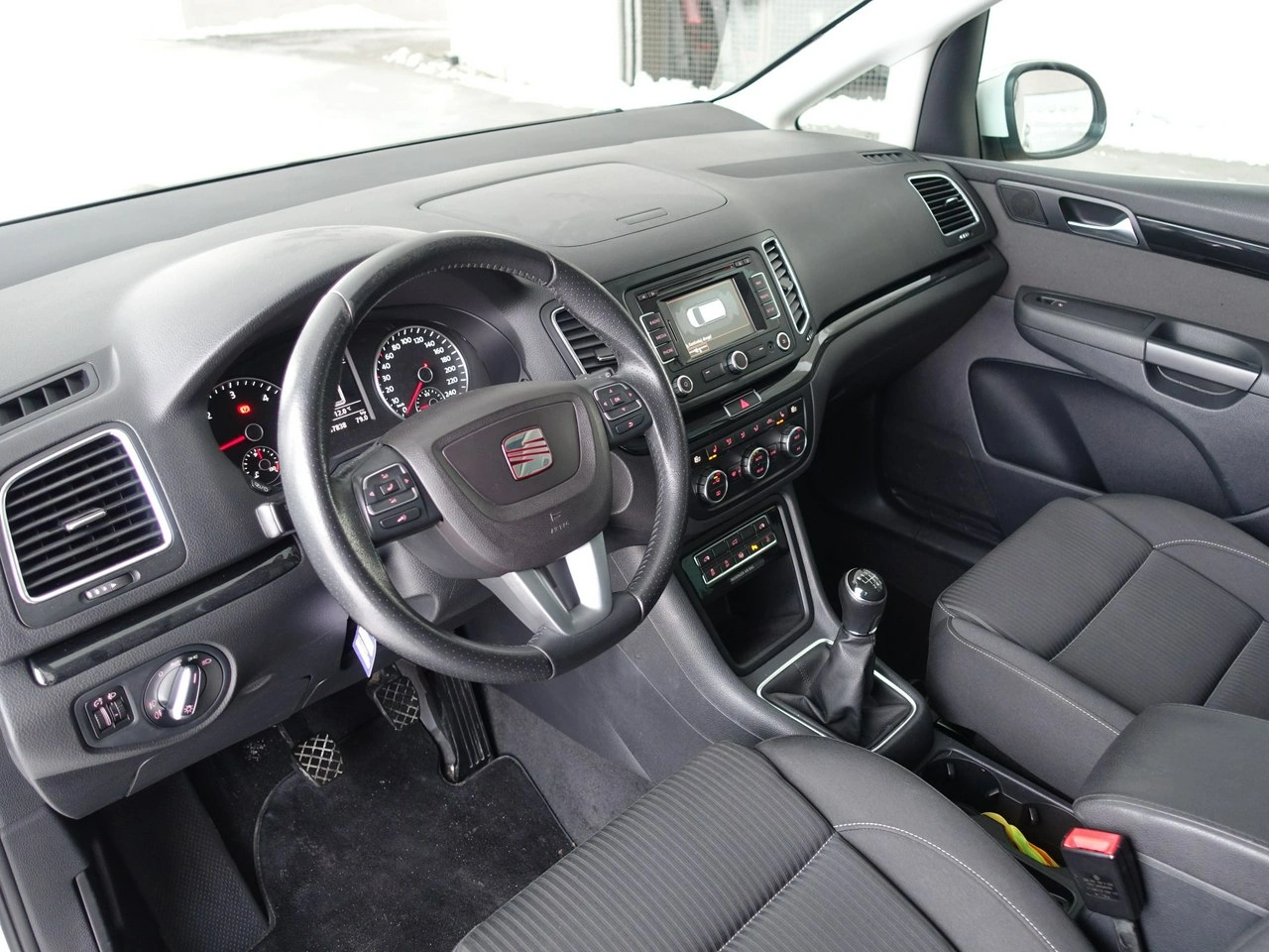 Seat Alhambra - Zdjęcie 13