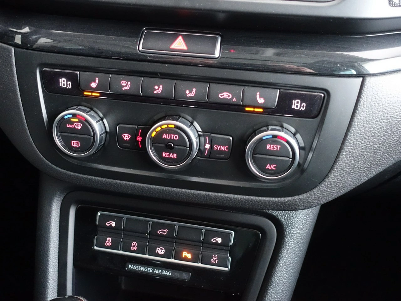 Seat Alhambra - Zdjęcie 28