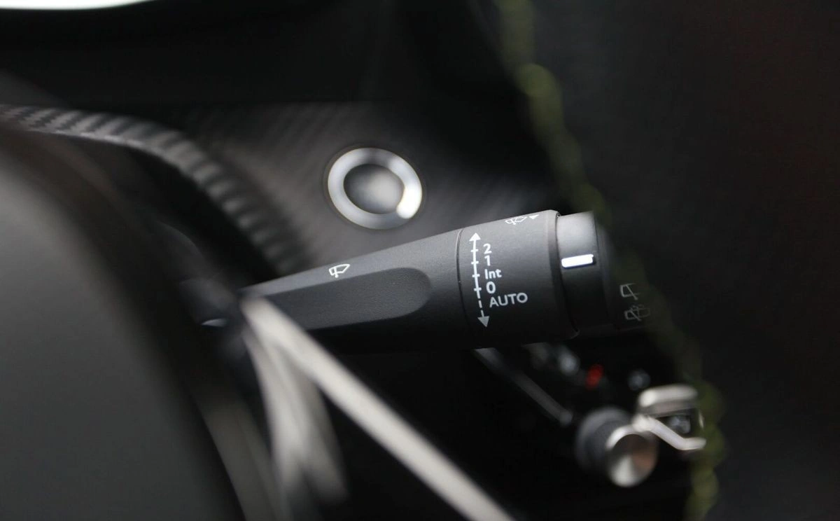 Peugeot 2008 - Zdjęcie 36