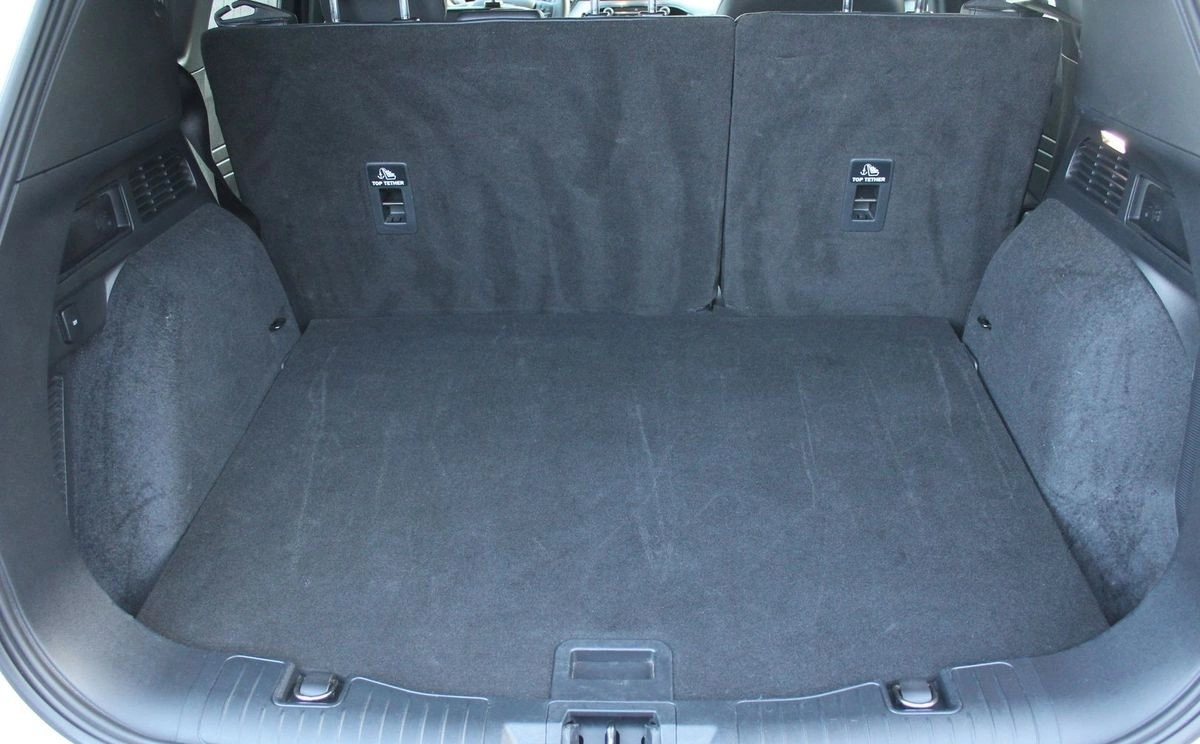 Ford Kuga - Zdjęcie 17