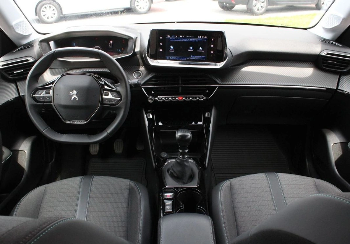 Peugeot 208 - Zdjęcie 10