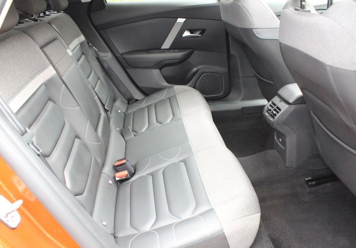 Citroën C4 - Zdjęcie 19