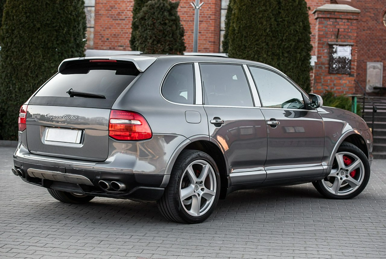 Porsche Cayenne Turbo - Zdjęcie 16