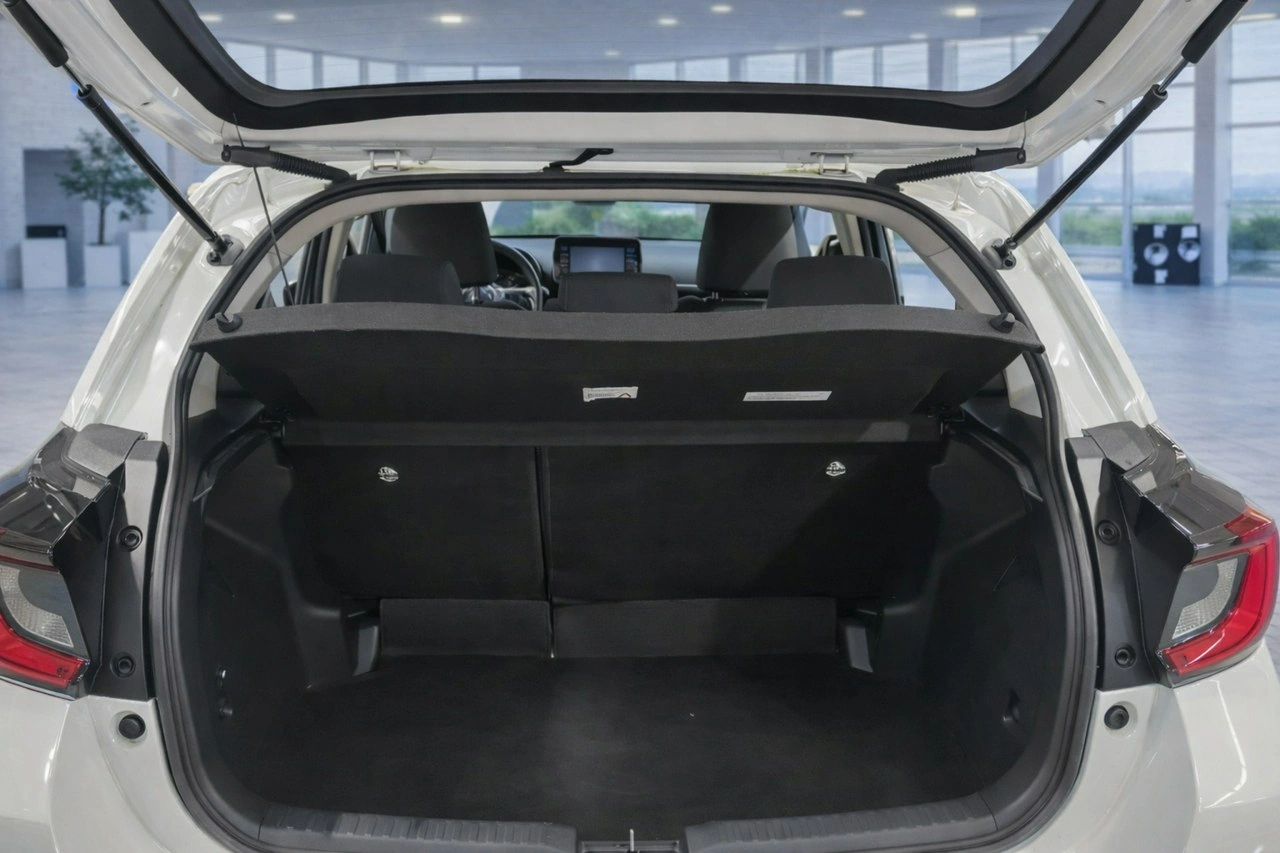 Toyota Yaris - Zdjęcie 7