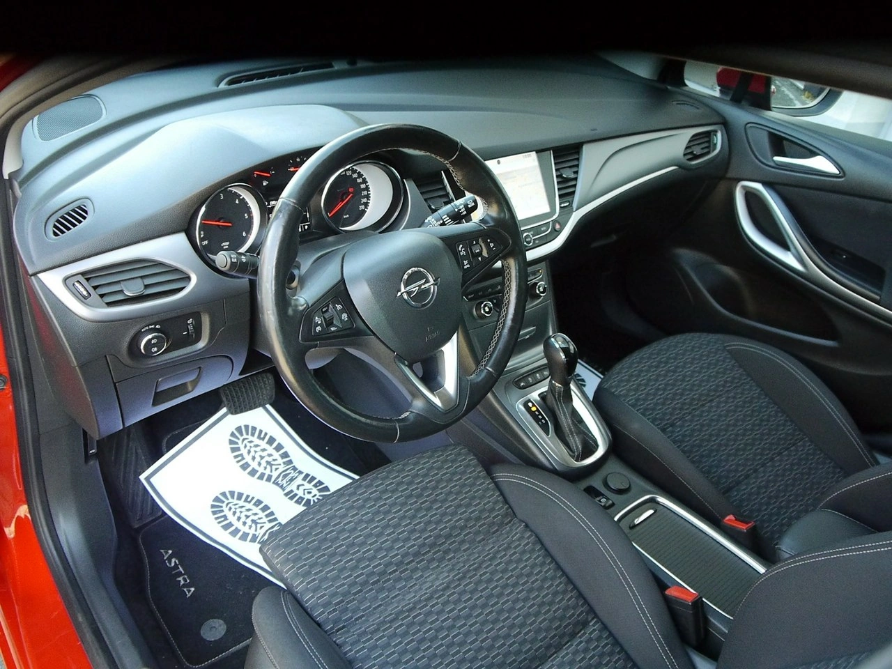 Opel Astra - Zdjęcie 22