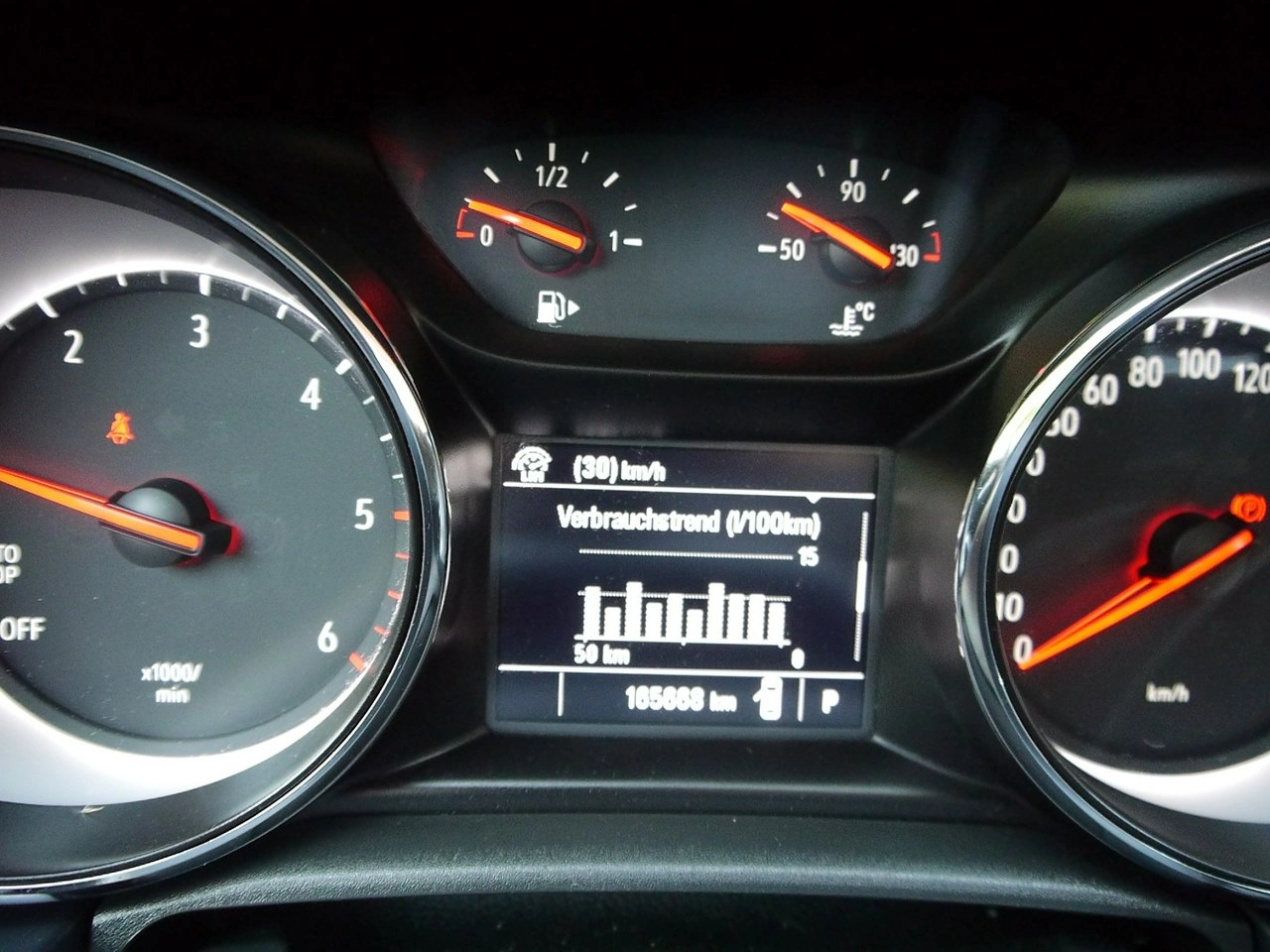 Opel Astra - Zdjęcie 15