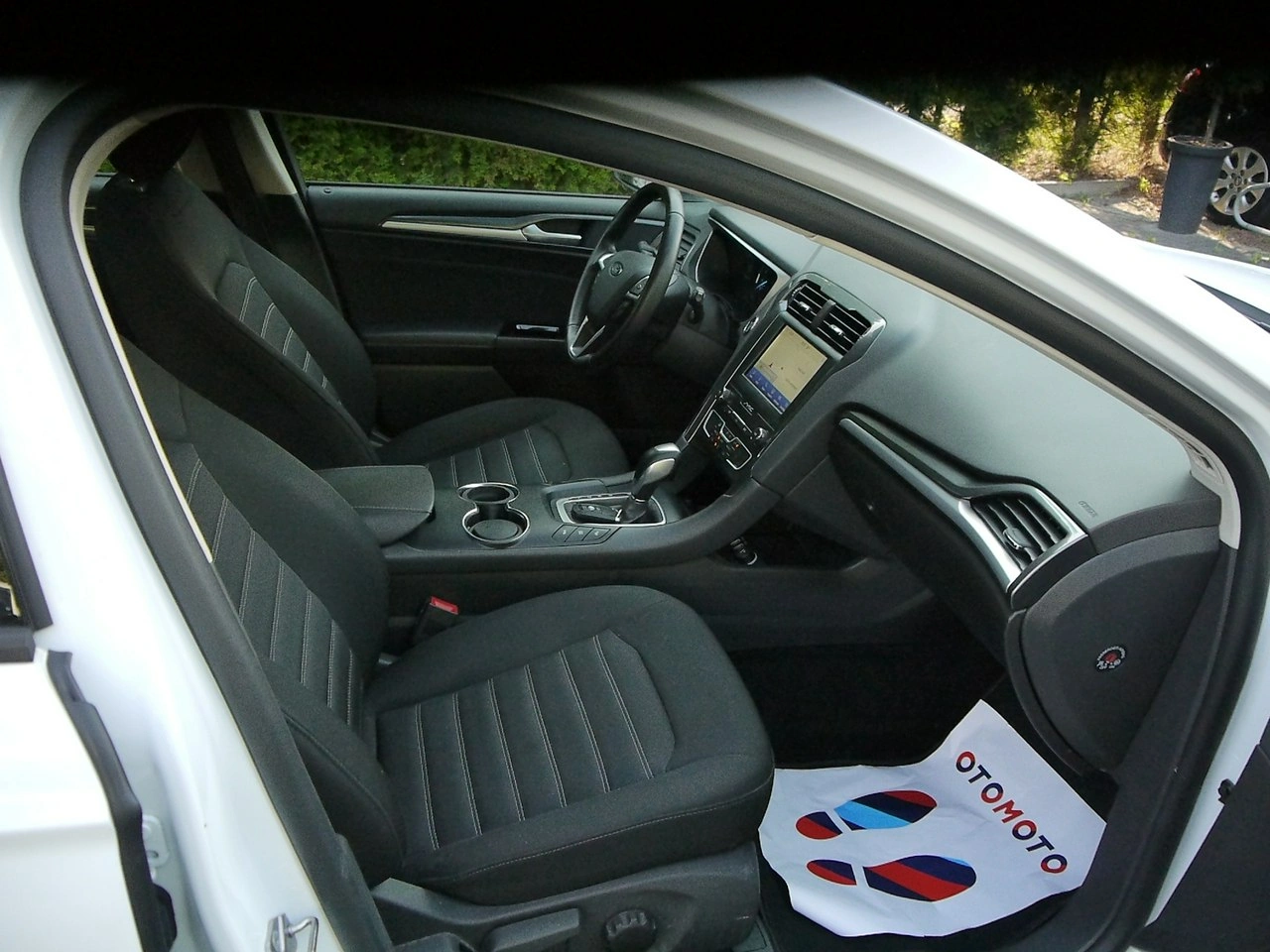 Ford Mondeo - Zdjęcie 25