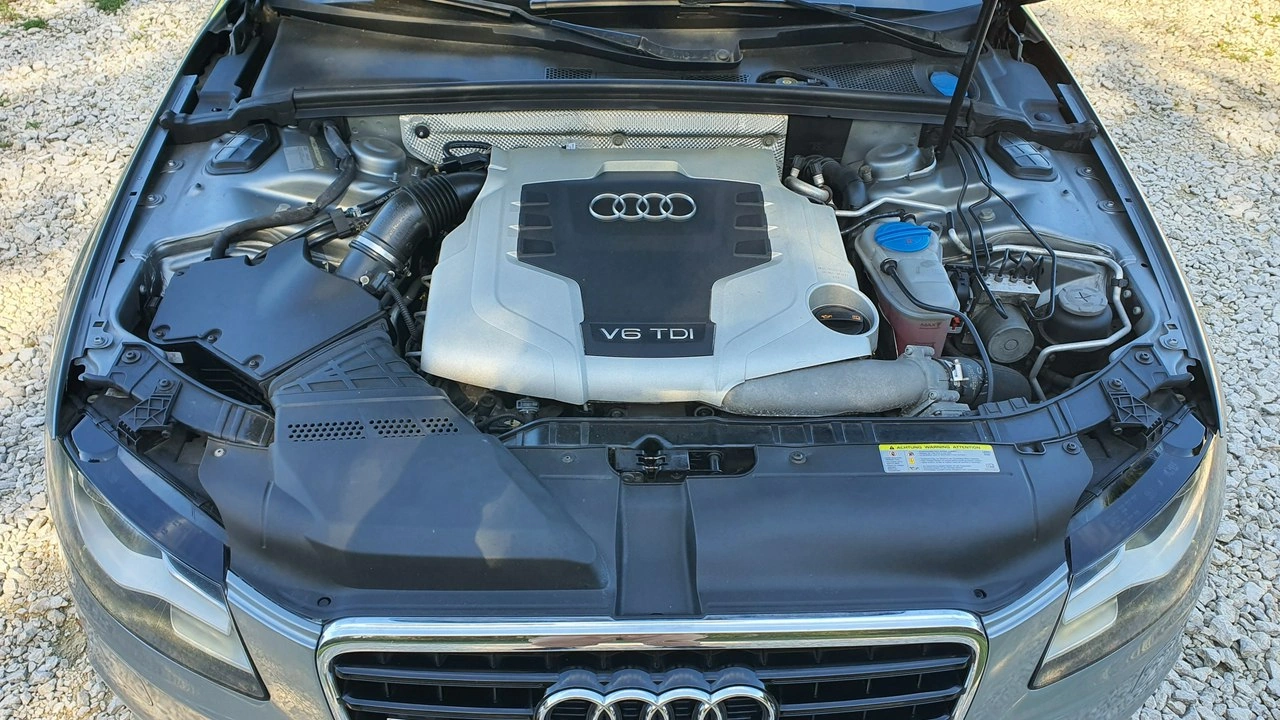 Audi A4 - Zdjęcie 30