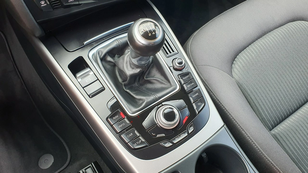 Audi A4 - Zdjęcie 25