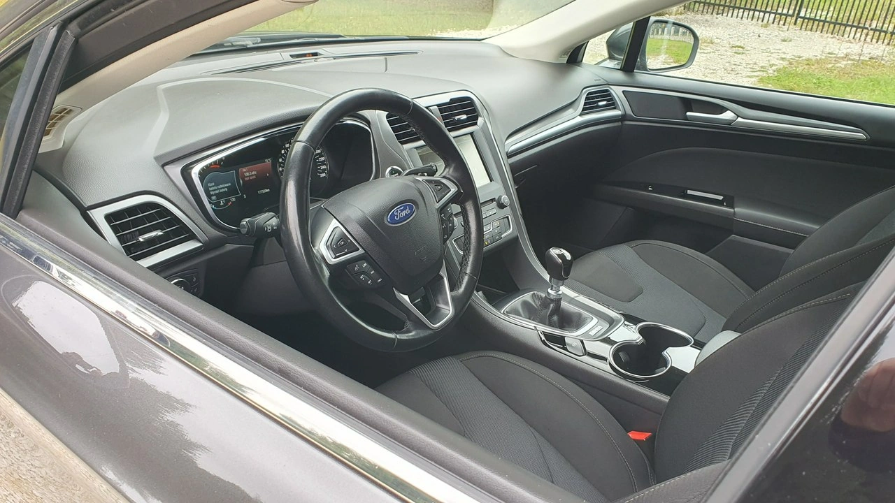 Ford Mondeo - Zdjęcie 10