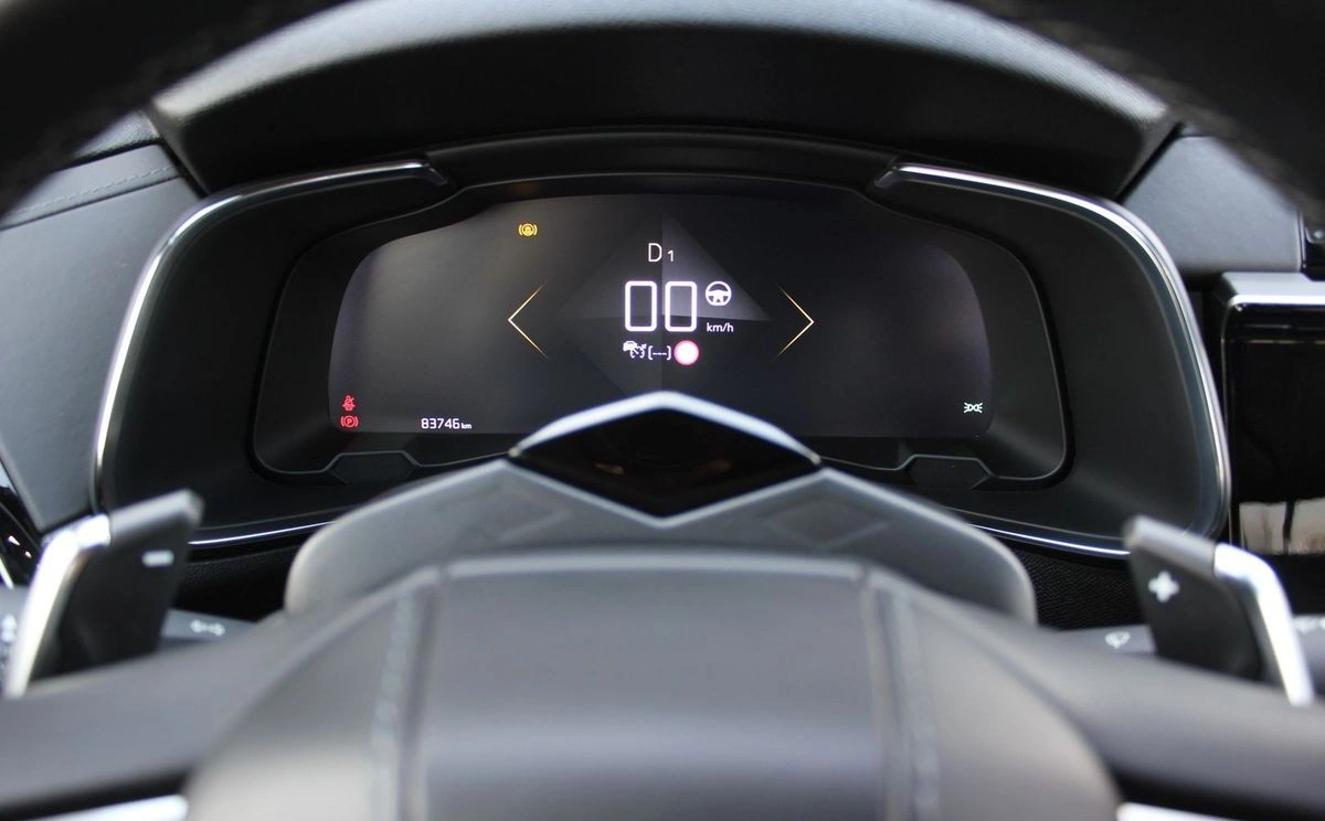 DS Automobiles DS 7 Crossback - Zdjęcie 9