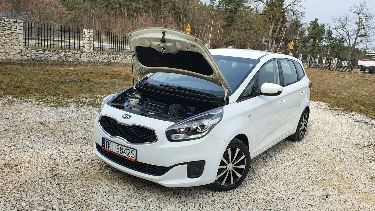 Kia Carens - Zdjęcie 30
