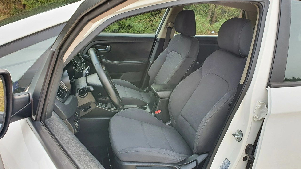 Kia Carens - Zdjęcie 5