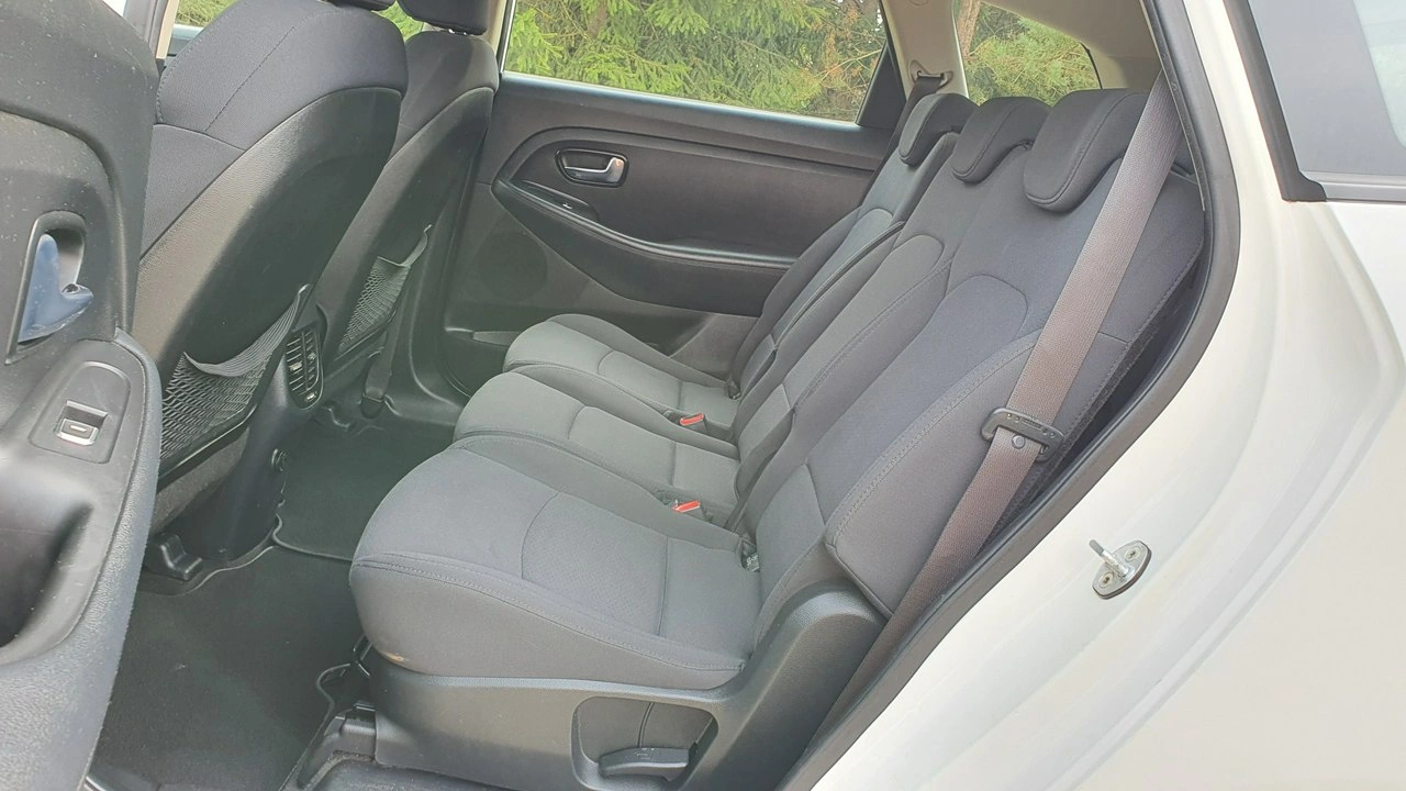 Kia Carens - Zdjęcie 6