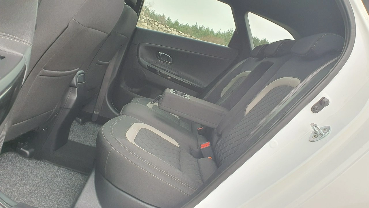 Kia Ceed - Zdjęcie 7
