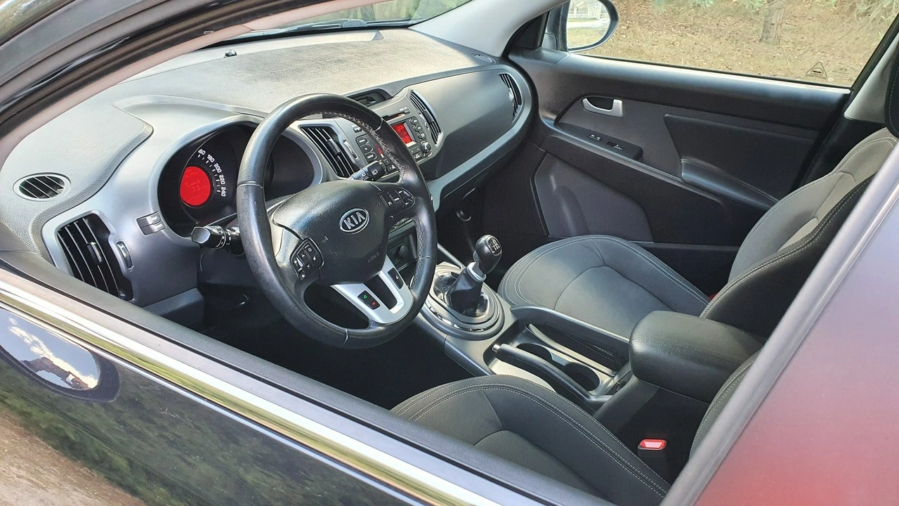 Kia Sportage - Zdjęcie 9