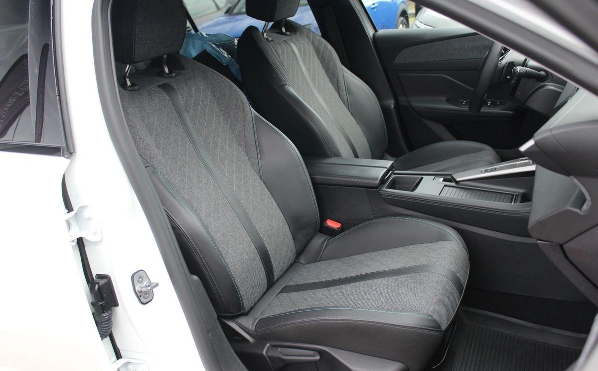 Peugeot 408 - Zdjęcie 12