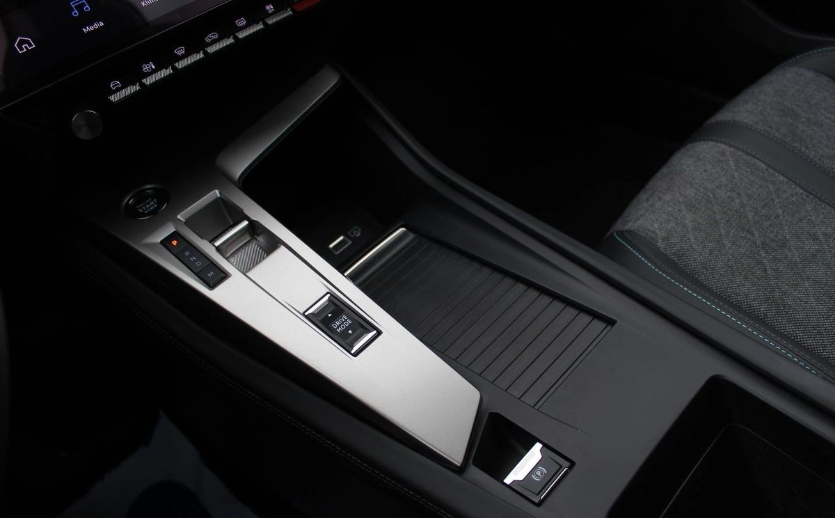 Peugeot 408 - Zdjęcie 15