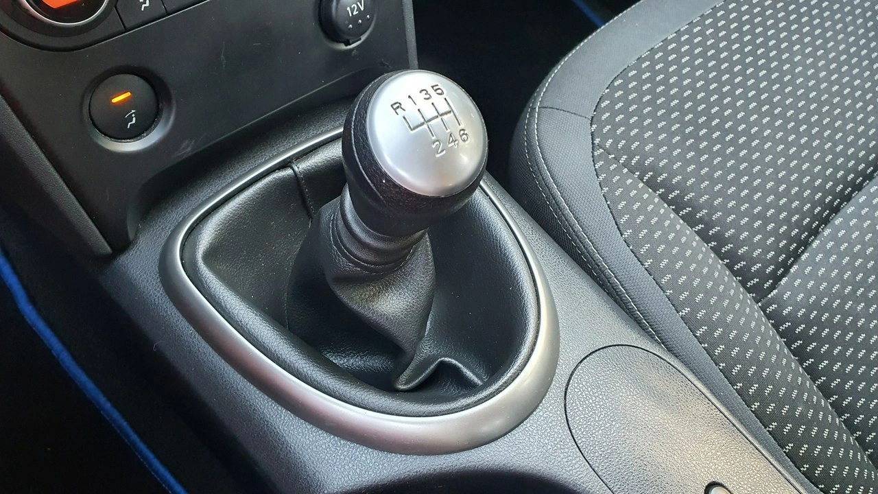 Nissan Qashqai - Zdjęcie 23