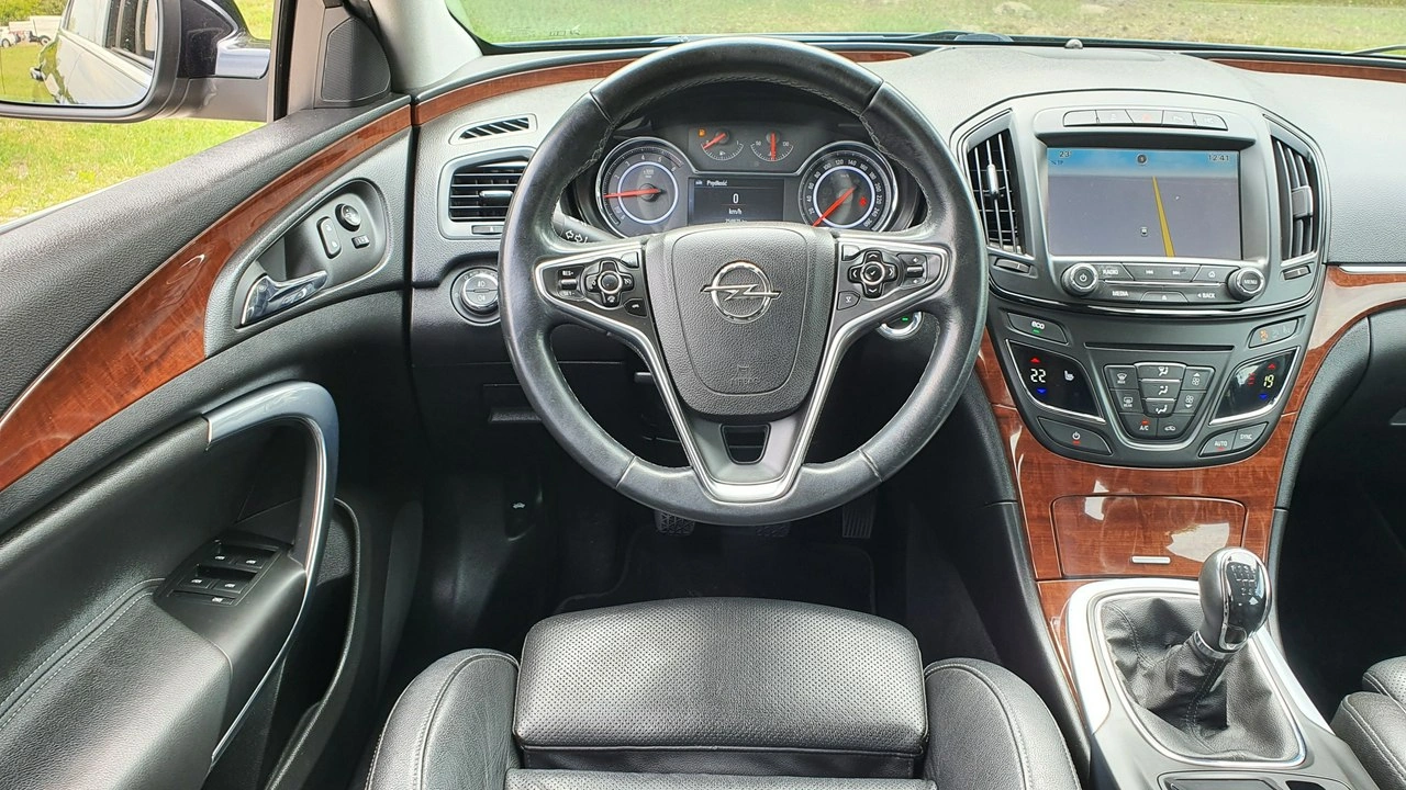 Opel Insignia - Zdjęcie 16