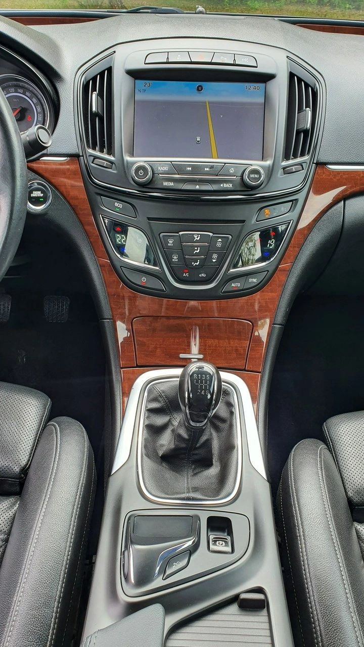 Opel Insignia - Zdjęcie 19