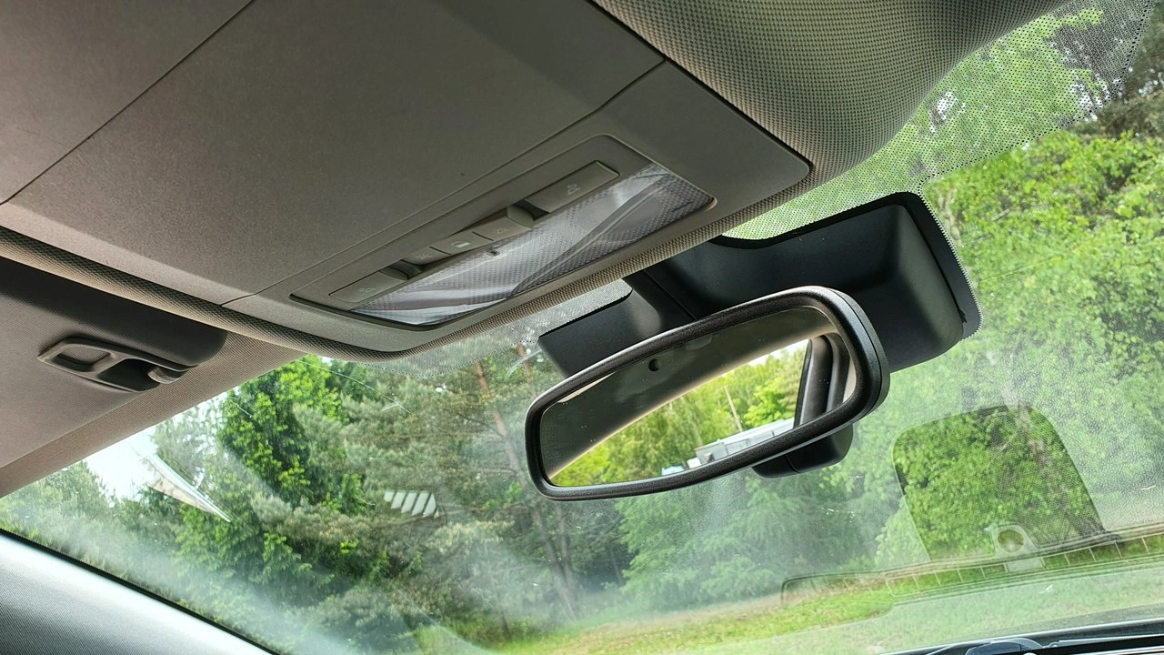 Opel Insignia - Zdjęcie 20