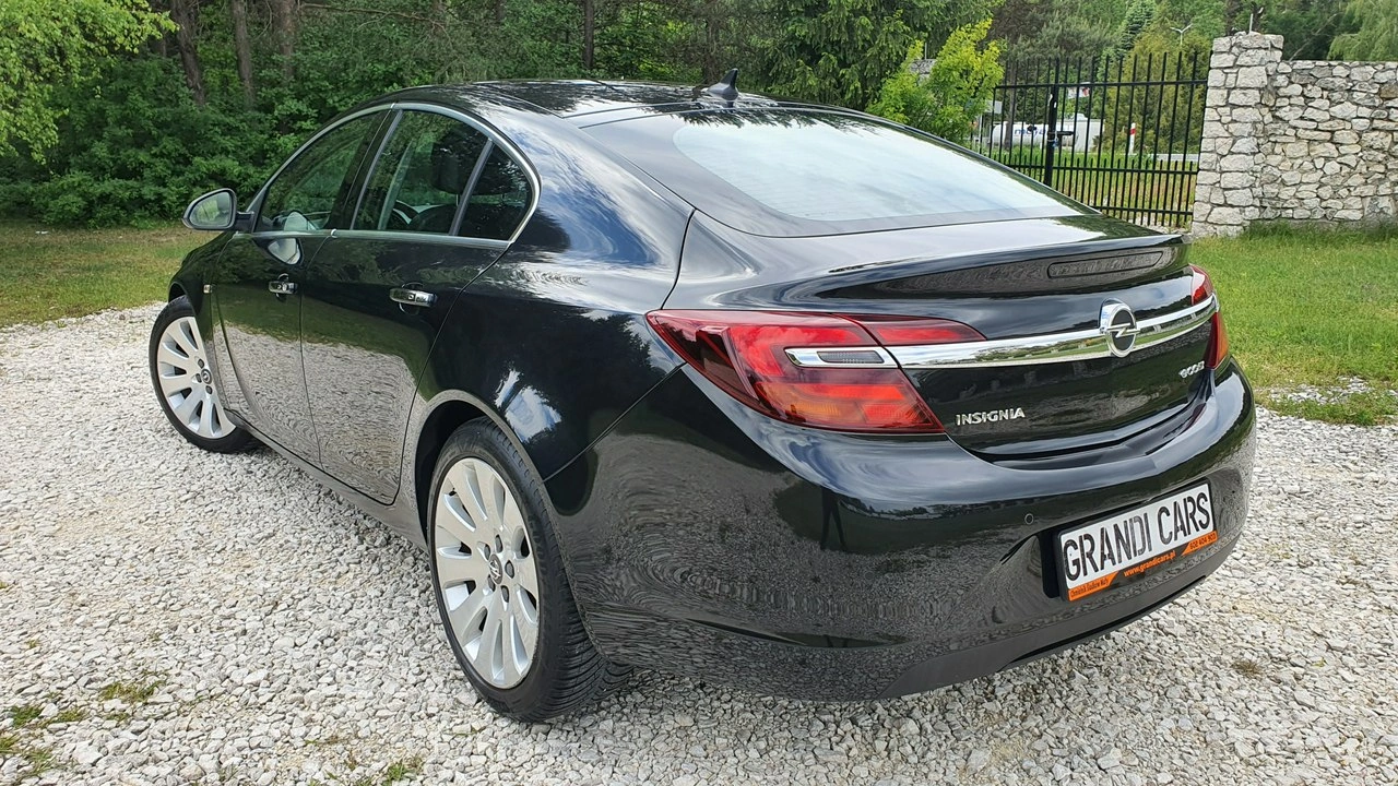 Opel Insignia - Zdjęcie 3
