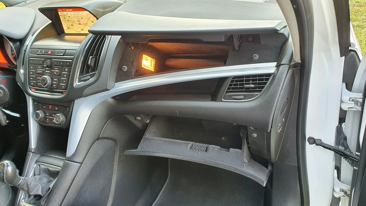 Opel Zafira - Zdjęcie 28