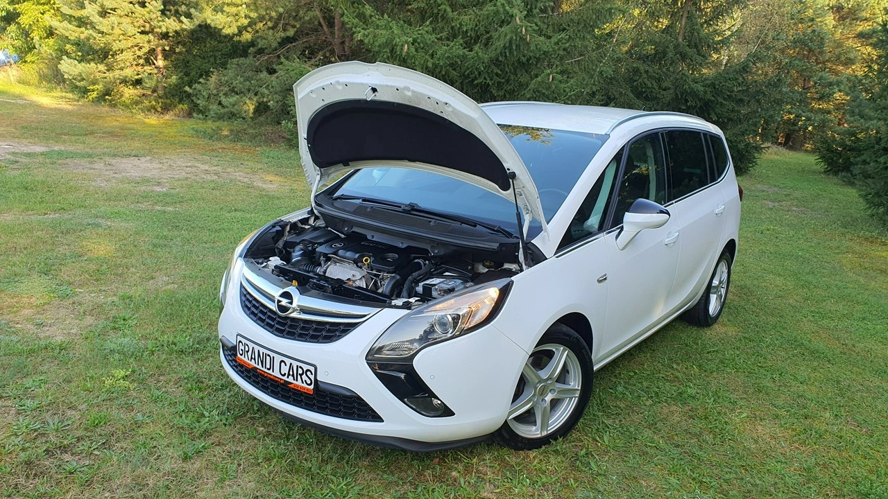 Opel Zafira - Zdjęcie 32