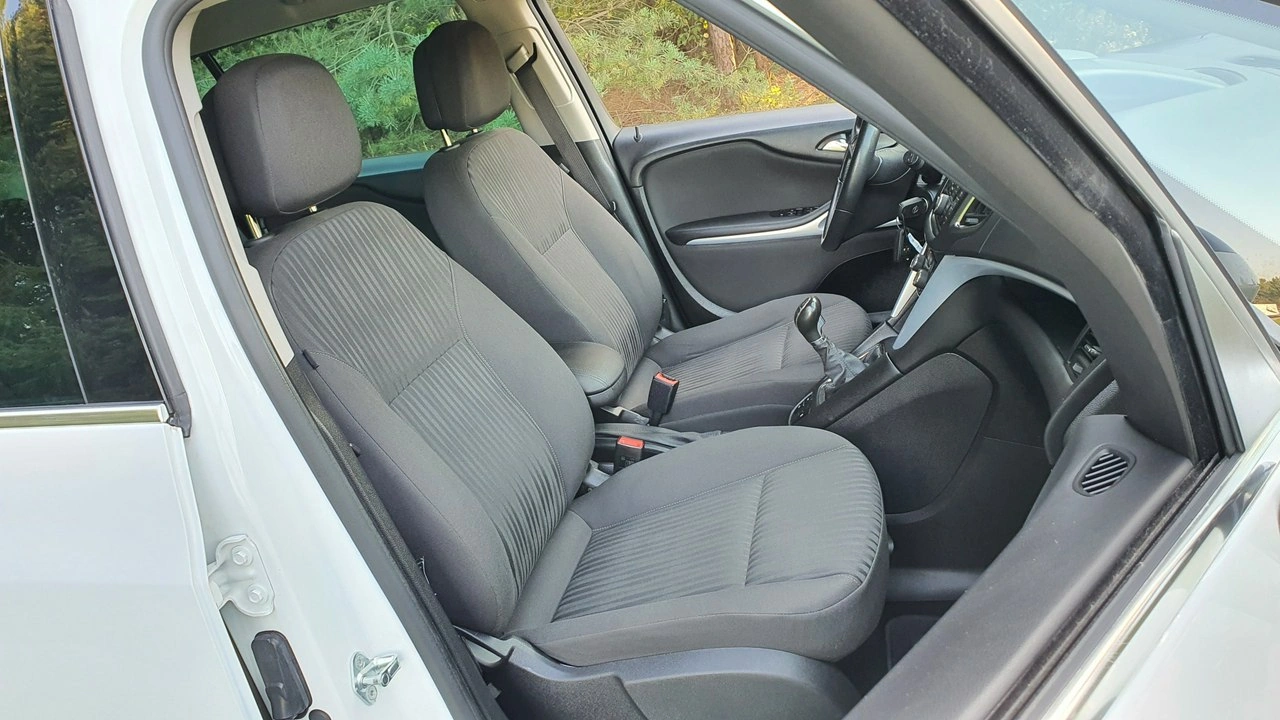 Opel Zafira - Zdjęcie 6