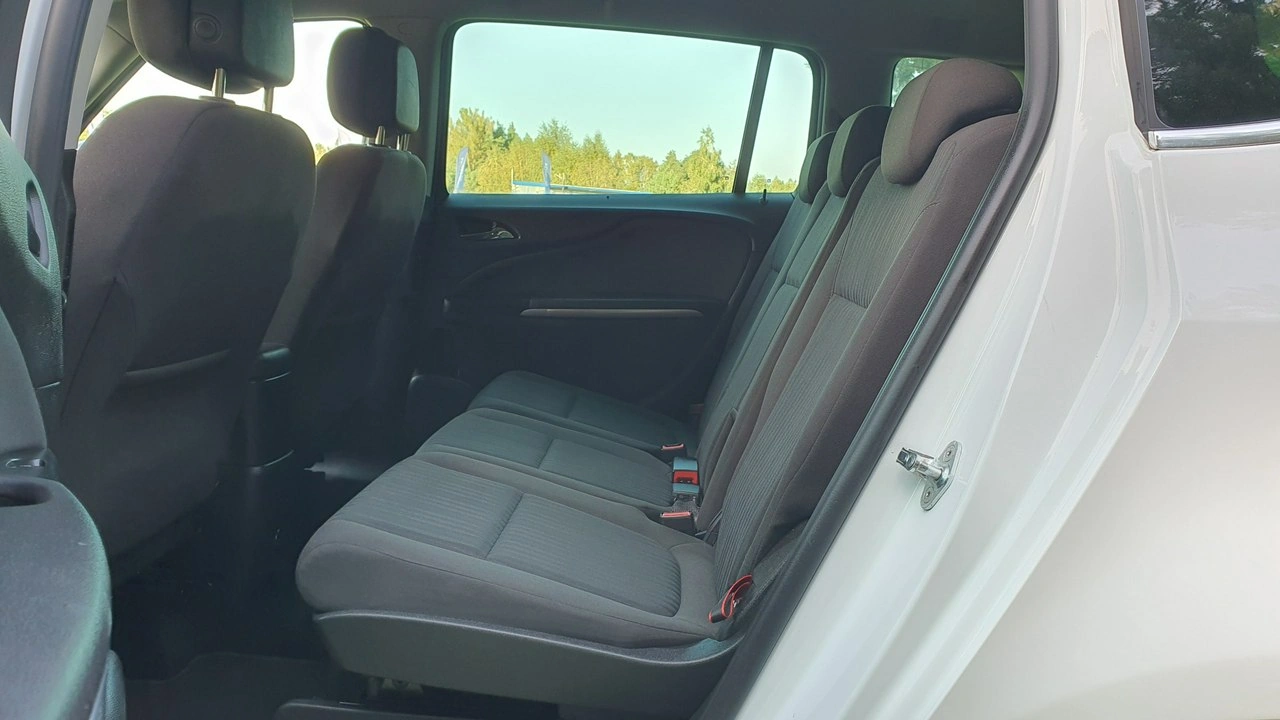 Opel Zafira - Zdjęcie 7