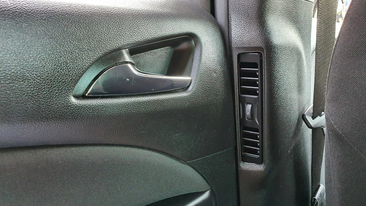 Opel Zafira - Zdjęcie 8