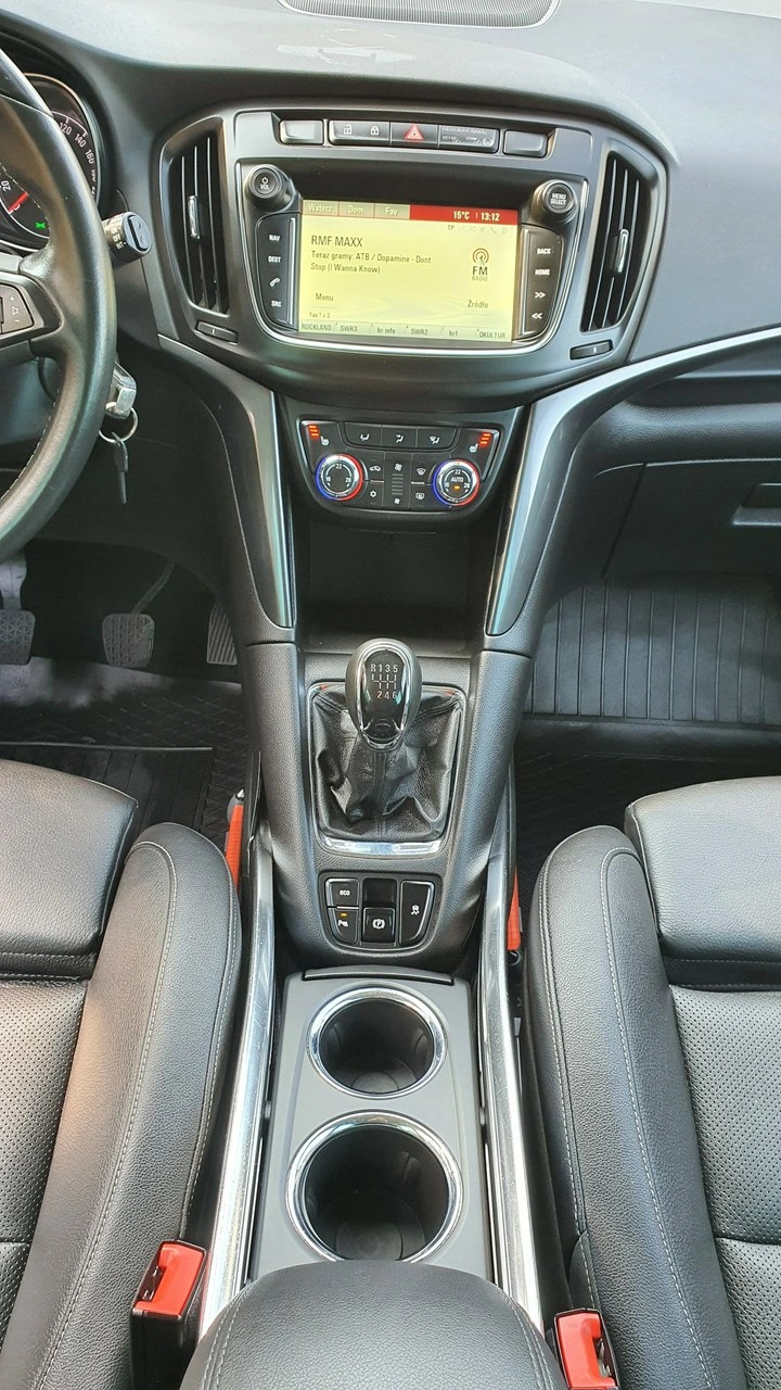Opel Zafira - Zdjęcie 20