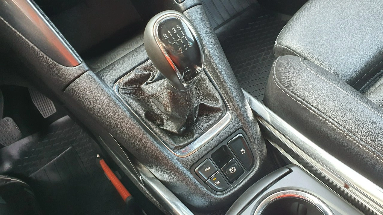 Opel Zafira - Zdjęcie 24