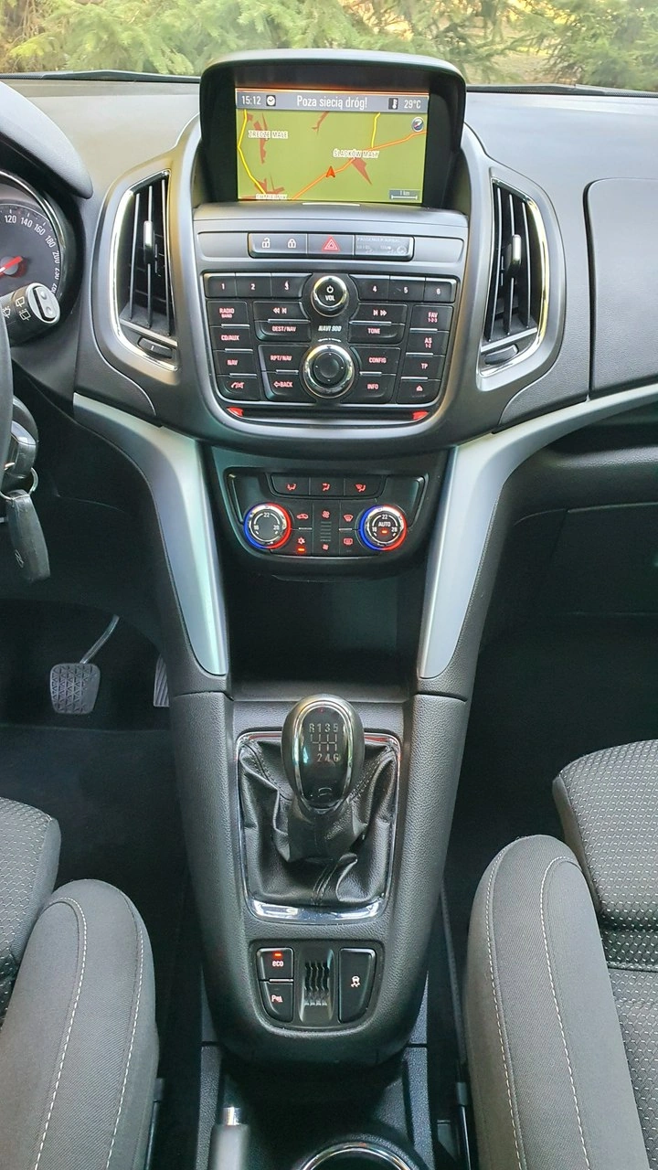 Opel Zafira - Zdjęcie 18