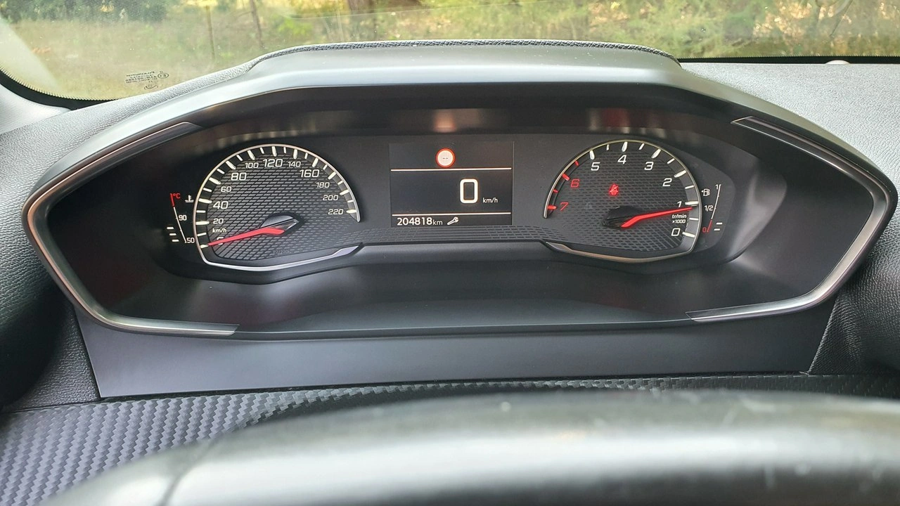 Peugeot 208 - Zdjęcie 18