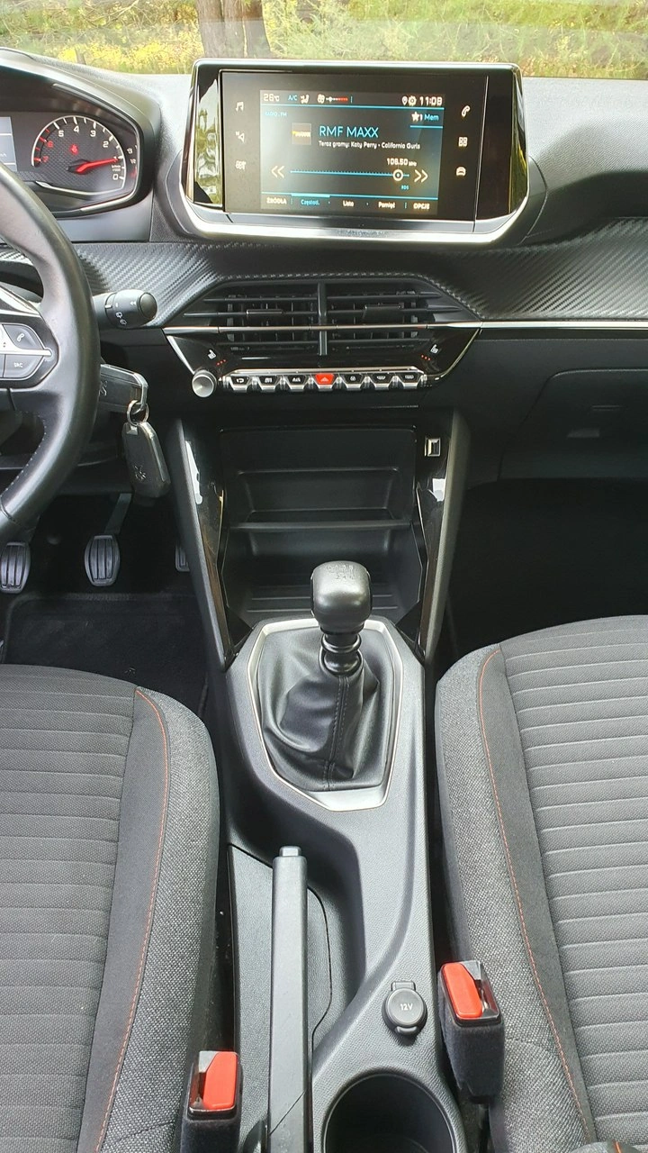 Peugeot 208 - Zdjęcie 20