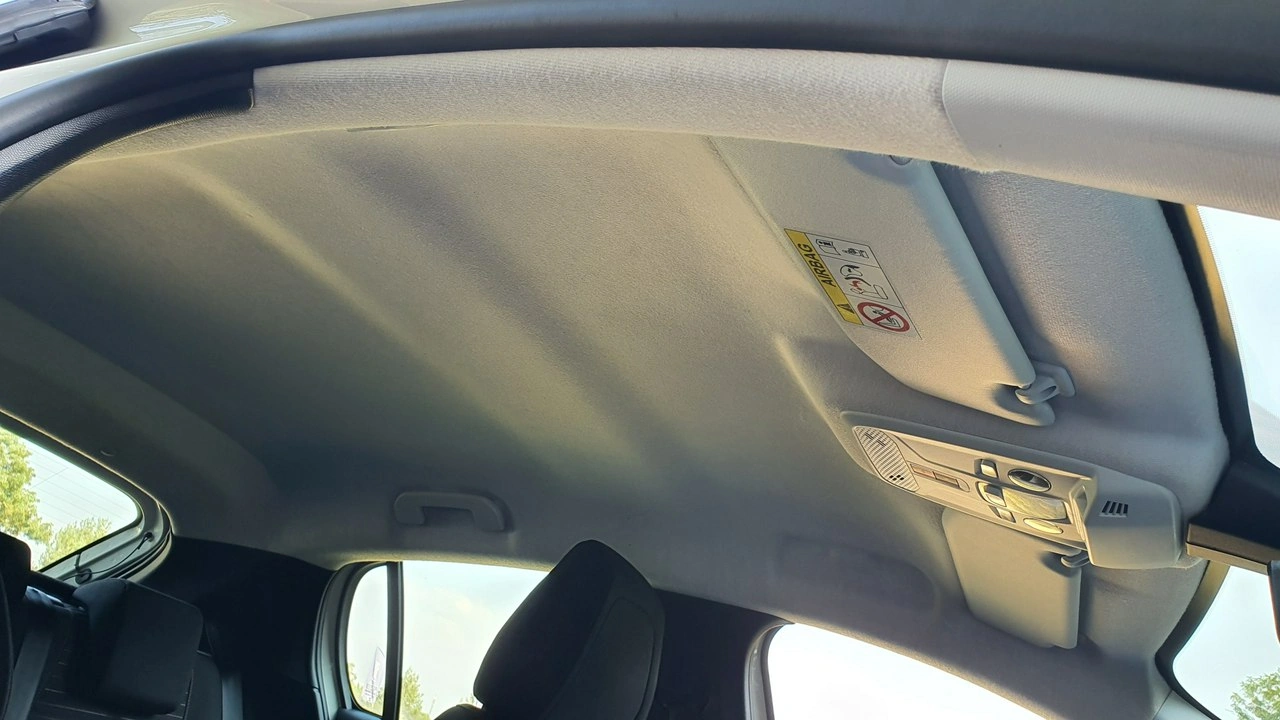 Peugeot 208 - Zdjęcie 29