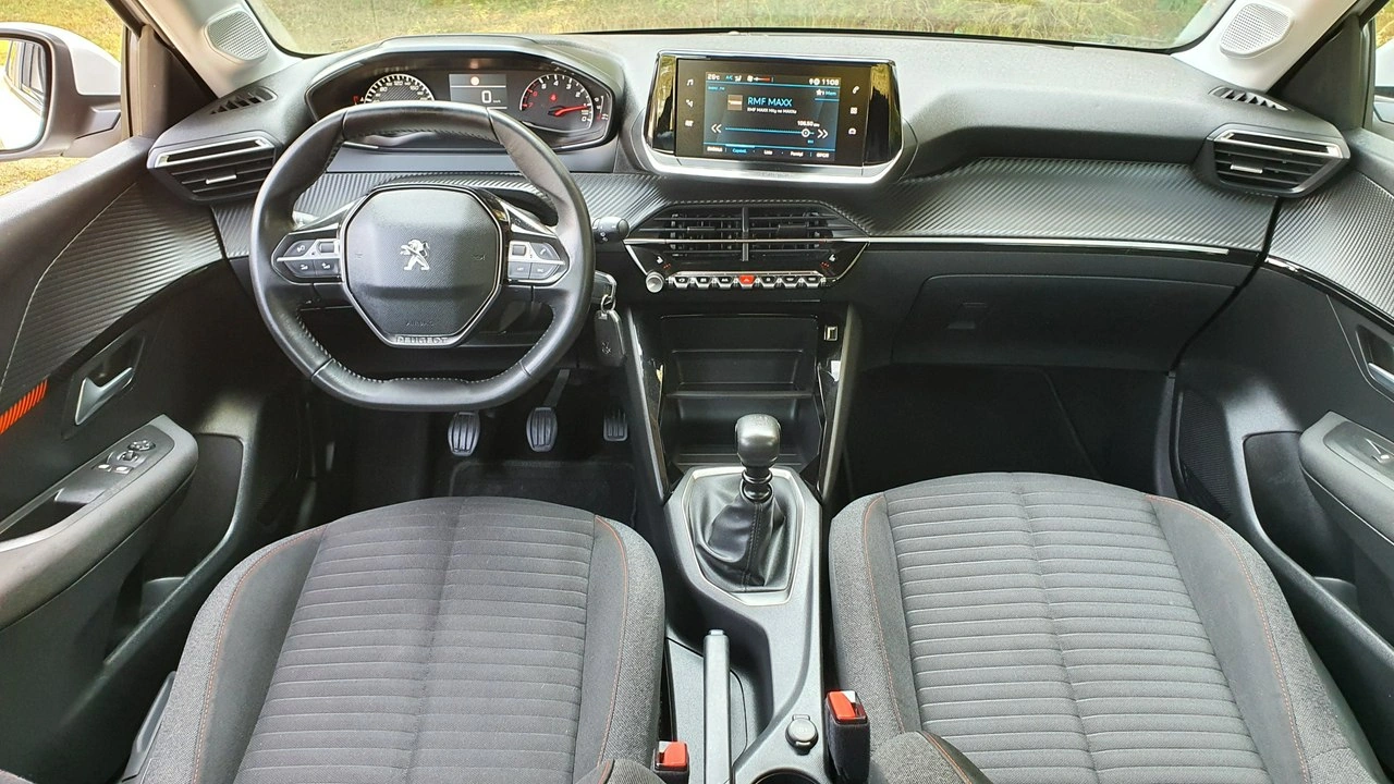 Peugeot 208 - Zdjęcie 4