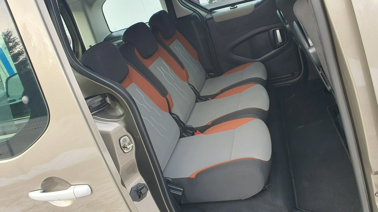 Peugeot Partner - Zdjęcie 9