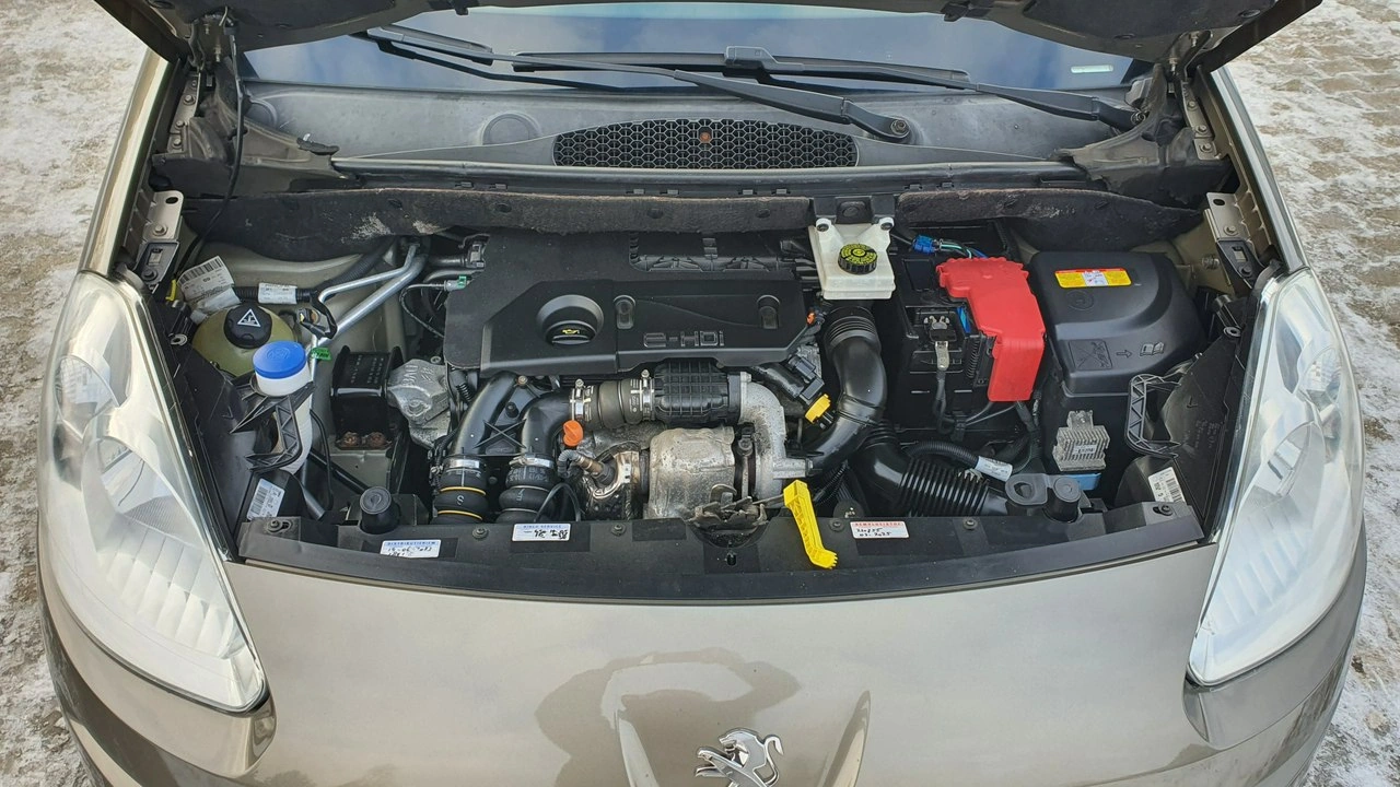 Peugeot Partner - Zdjęcie 28