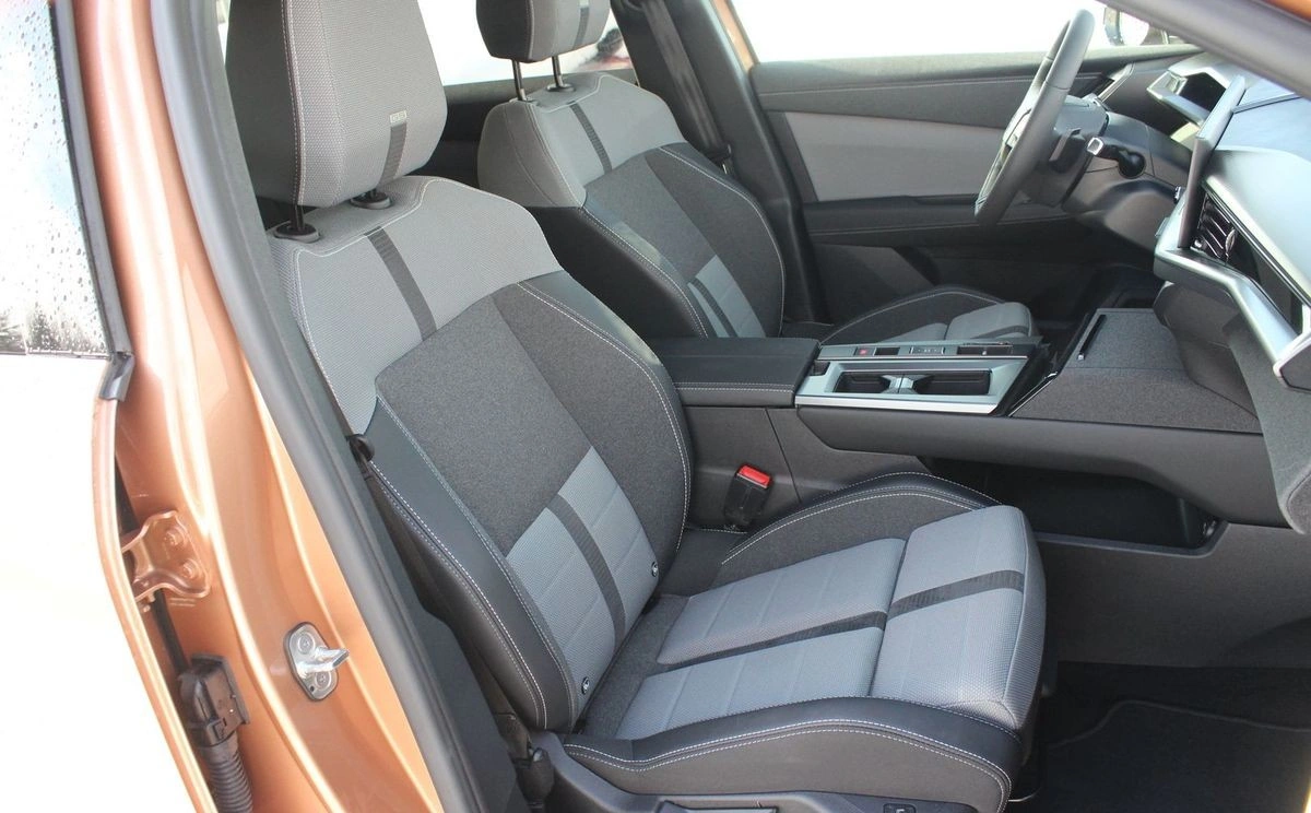 Opel Grandland - Zdjęcie 15